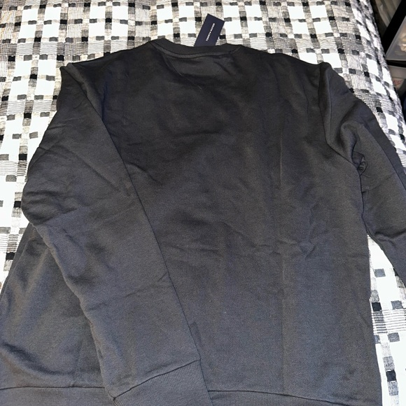 Tommy Hilfiger crewneck - Picture 2 of 3